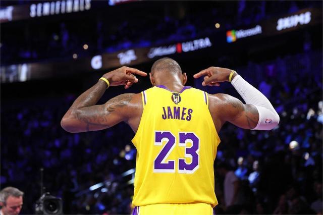 1702047981662046009.jpg 詹姆斯.jpg