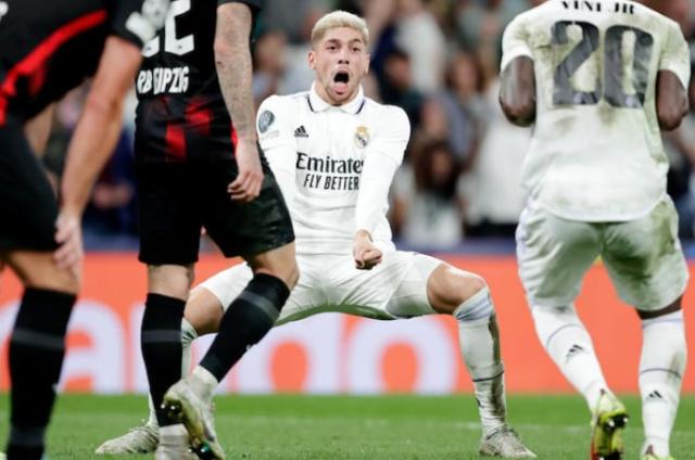 开云APP-巴尔韦德：右脚将连进左脚球？自信最重要！