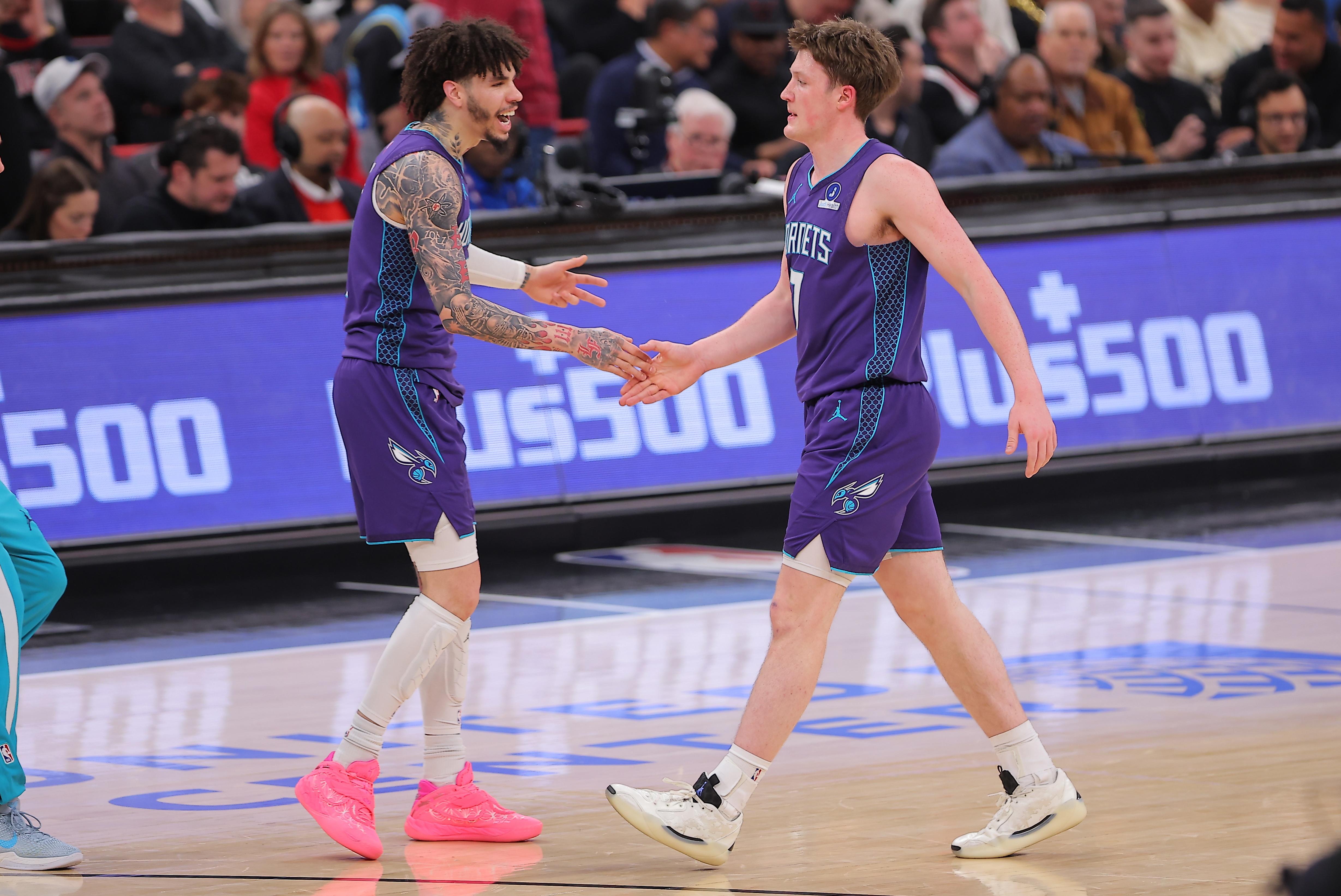 开云注册入口-NBA彩经:黄蜂拿下魔术&勇士射落太阳分别锁定分区第八